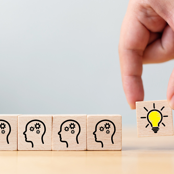 what-do-you-know-sso pictures of blocks with a hand